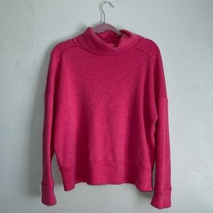 Like new pink women’s long sleeve sweater.